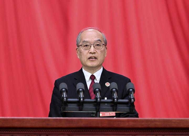 3月7日,十四届全国人大一次会议在北京人民大会堂举行第二次全体会议。最高人民检察院检察长张军作最高人民检察院工作报告。新华社记者 燕雁 摄